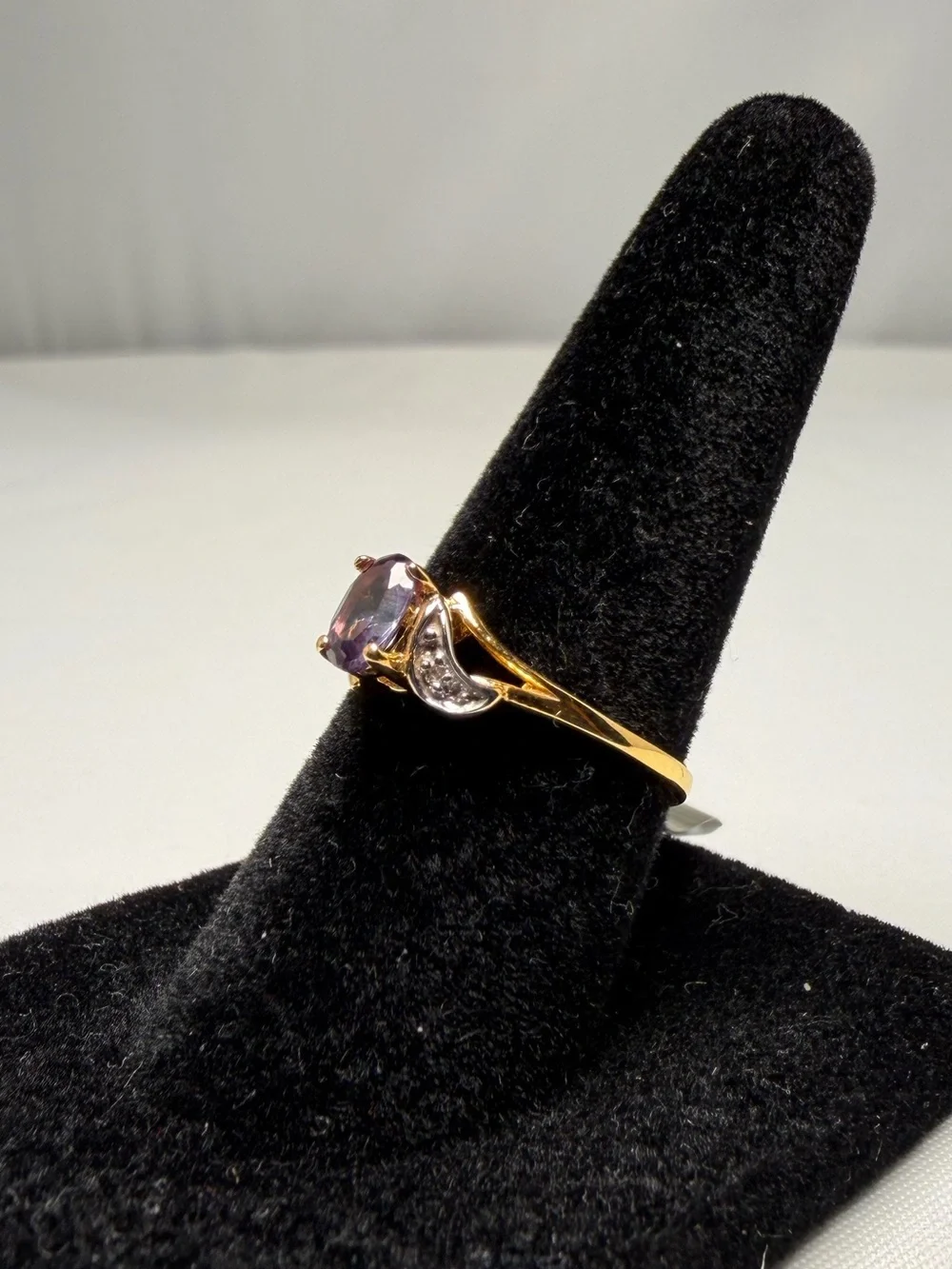 Lab Alexandrite Ring 10K Gold Color Change Natural Diamond Accents NWT Sz 6.25